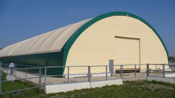 Rundbogenzelte bei Flexivent